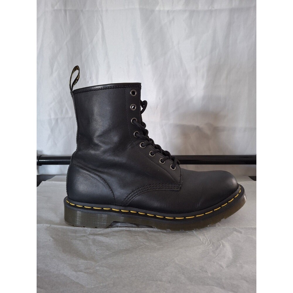 Dr. Martens Black Leather Combat Boots 8 Eyelet Womens 10 Grunge Y2K Punk 11821